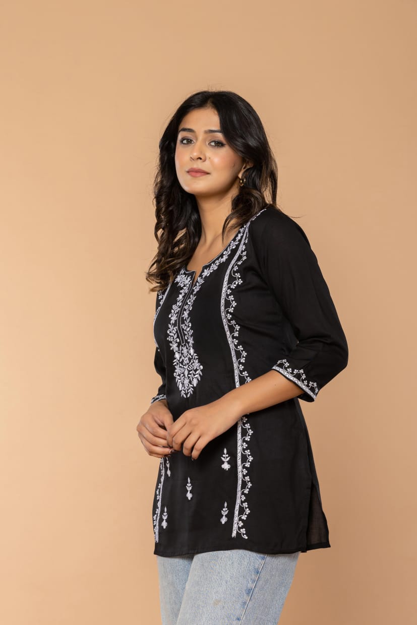 Black Bloom Embroidery Top
