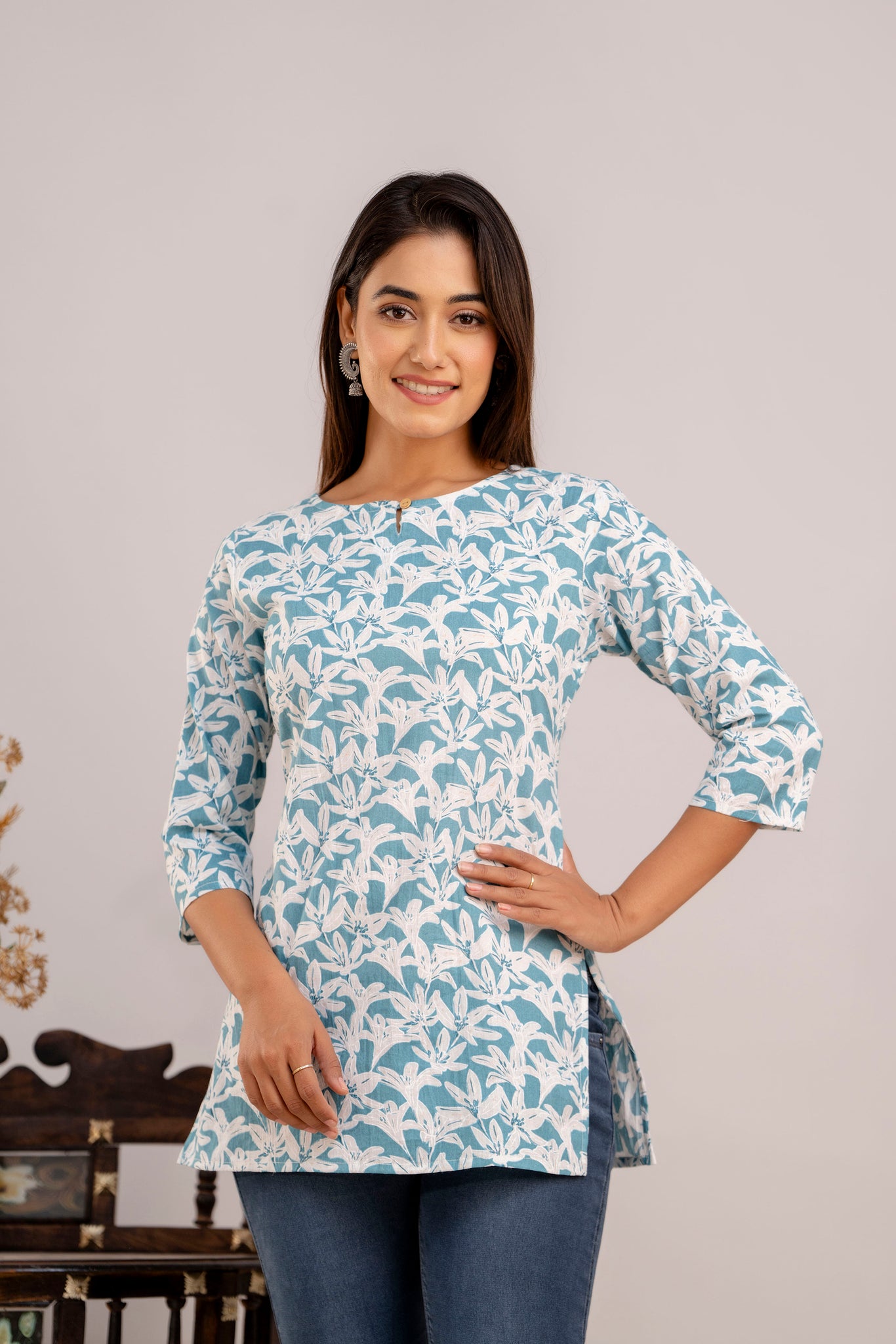 Lilly Flower Blue Short Kurta